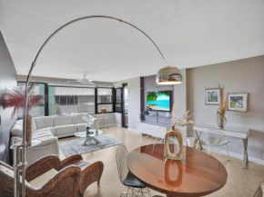 2 Bedroom Condo with Resort Amenities, Pool and Gym 618